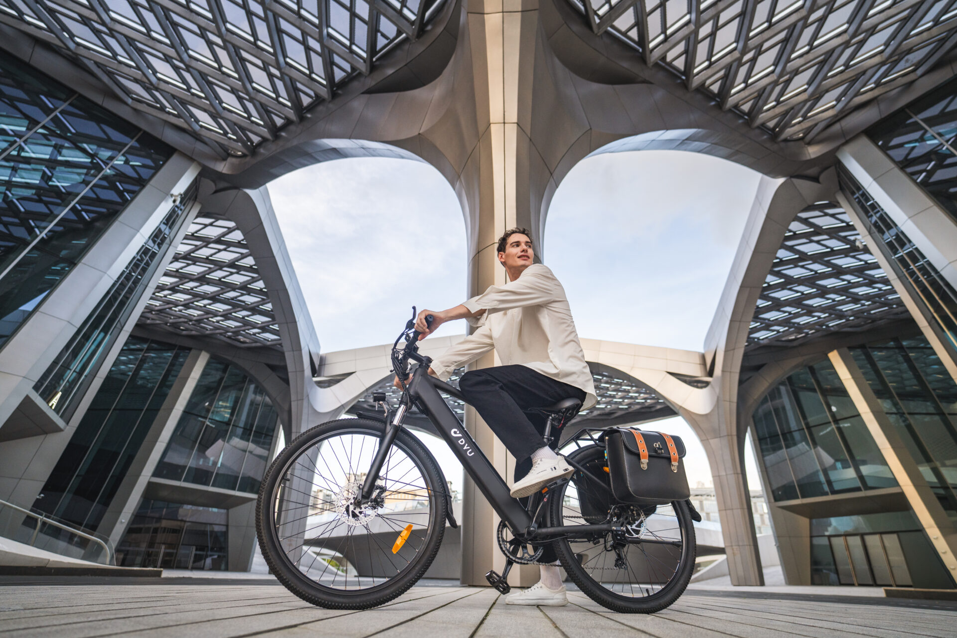 Pierwsza reklama e‑bike’a: jak w latach 70. próbowano sprzedać „elektryczne konie” 2 Pierwsza reklama e‑bike’a: jak w latach 70. próbowano sprzedać „elektryczne konie” 2