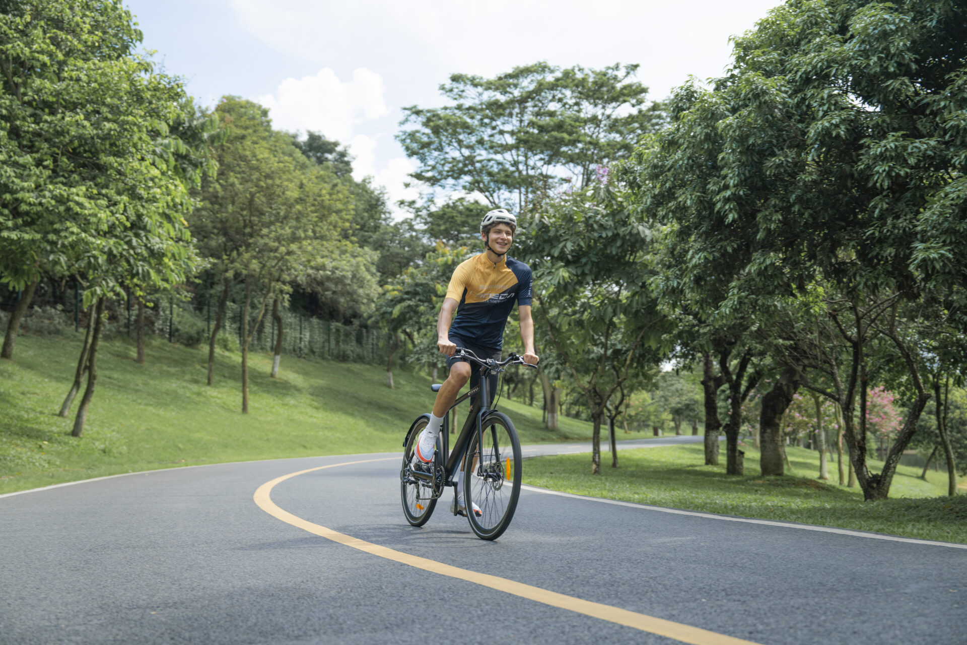 Najlepsze rowery elektryczne dla seniorów: komfort, bezpieczeństwo i wolność na dwóch kołach 2 Najlepsze rowery elektryczne dla seniorów: komfort, bezpieczeństwo i wolność na dwóch kołach 2