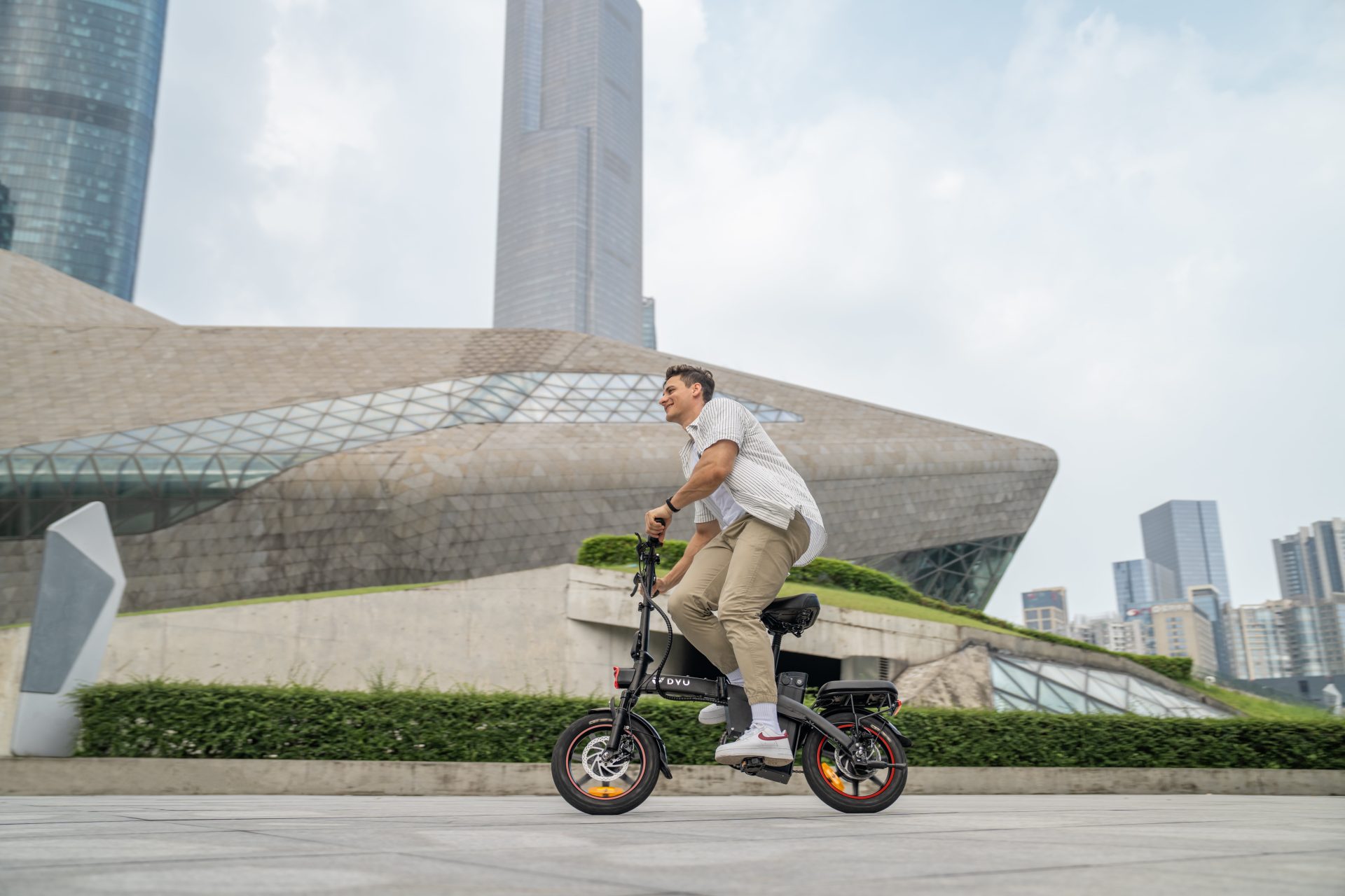 DYU A5 e-bike